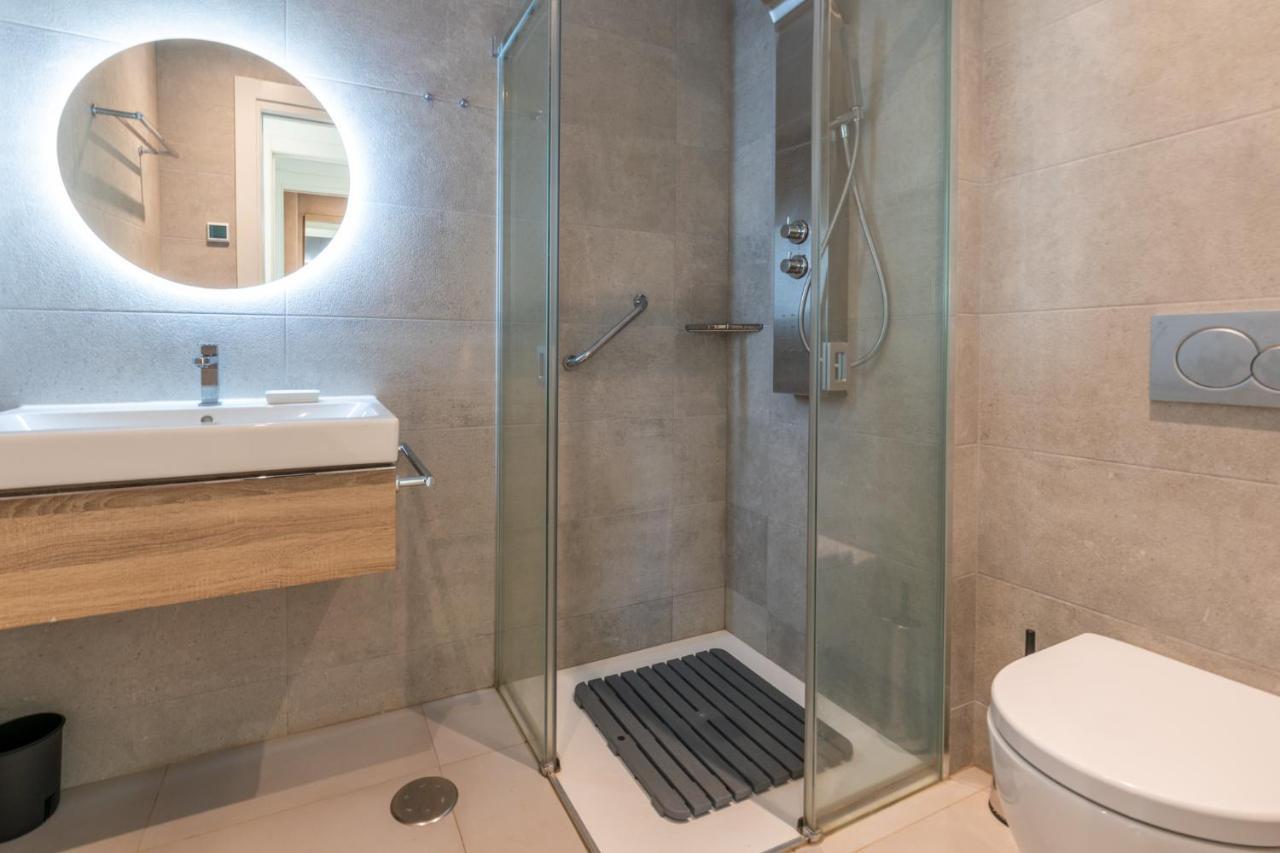 라칼라데미야스 2Br Luxury - Santa Barbara Heights, Good Wifi & Ac 아파트 외부 사진